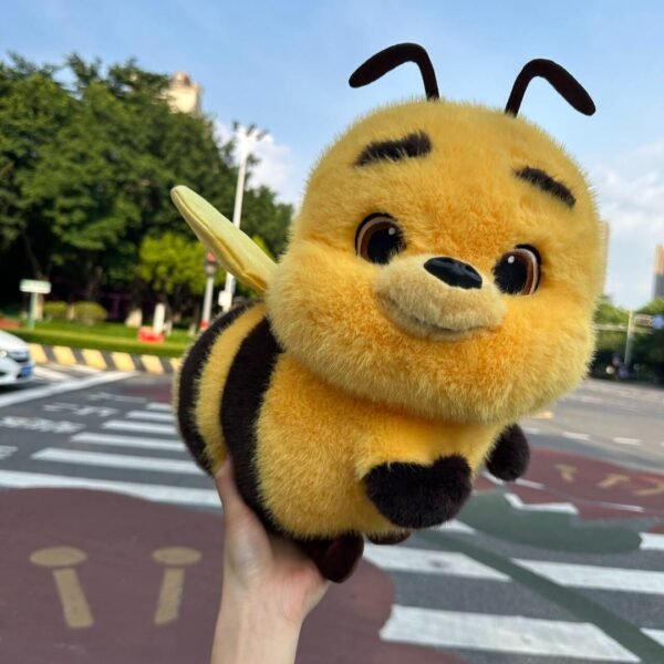 Bee Wing Movement Stirs Up Dolls - Image 2